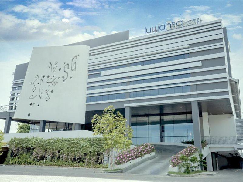 Luwansa Hotel And Convention Center Manado Dış mekan fotoğraf